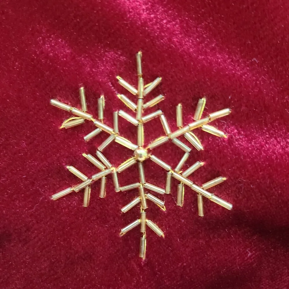 Burgundy Velvet Christmas Mini Tree Skirt Gold Snowflakes Holiday Tree Decor 28